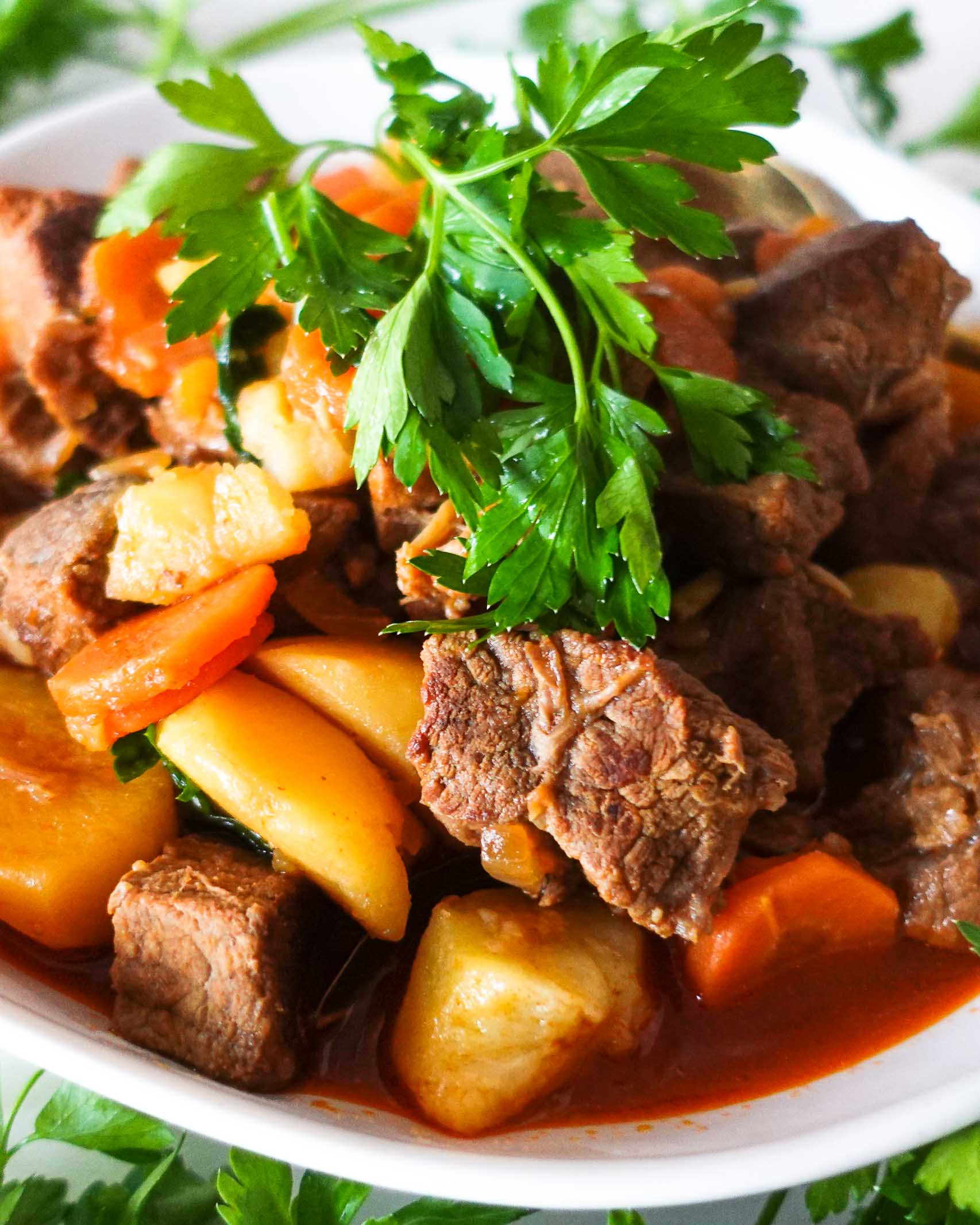 Beef Stew with Carrots & Potatoes